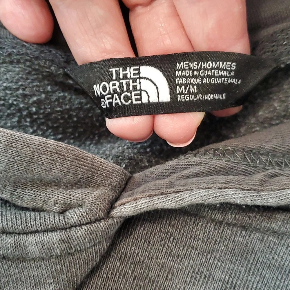The North Face men’s logo hoodie graphics gray size M